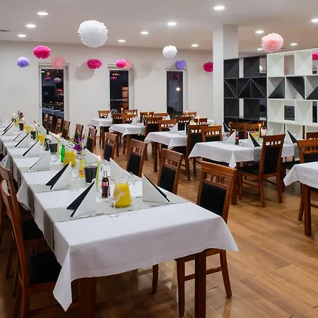 Travel Aparthotel 3*